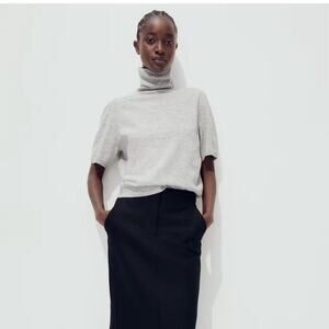 Grey h&m turtleneck top